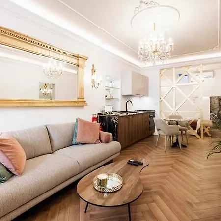 New Exquisite Cozy Baroque Portuguese Soul 2p Apartamento