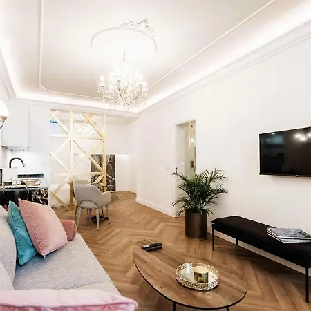 New Exquisite Cozy Baroque Portuguese Soul 2p Apartman *